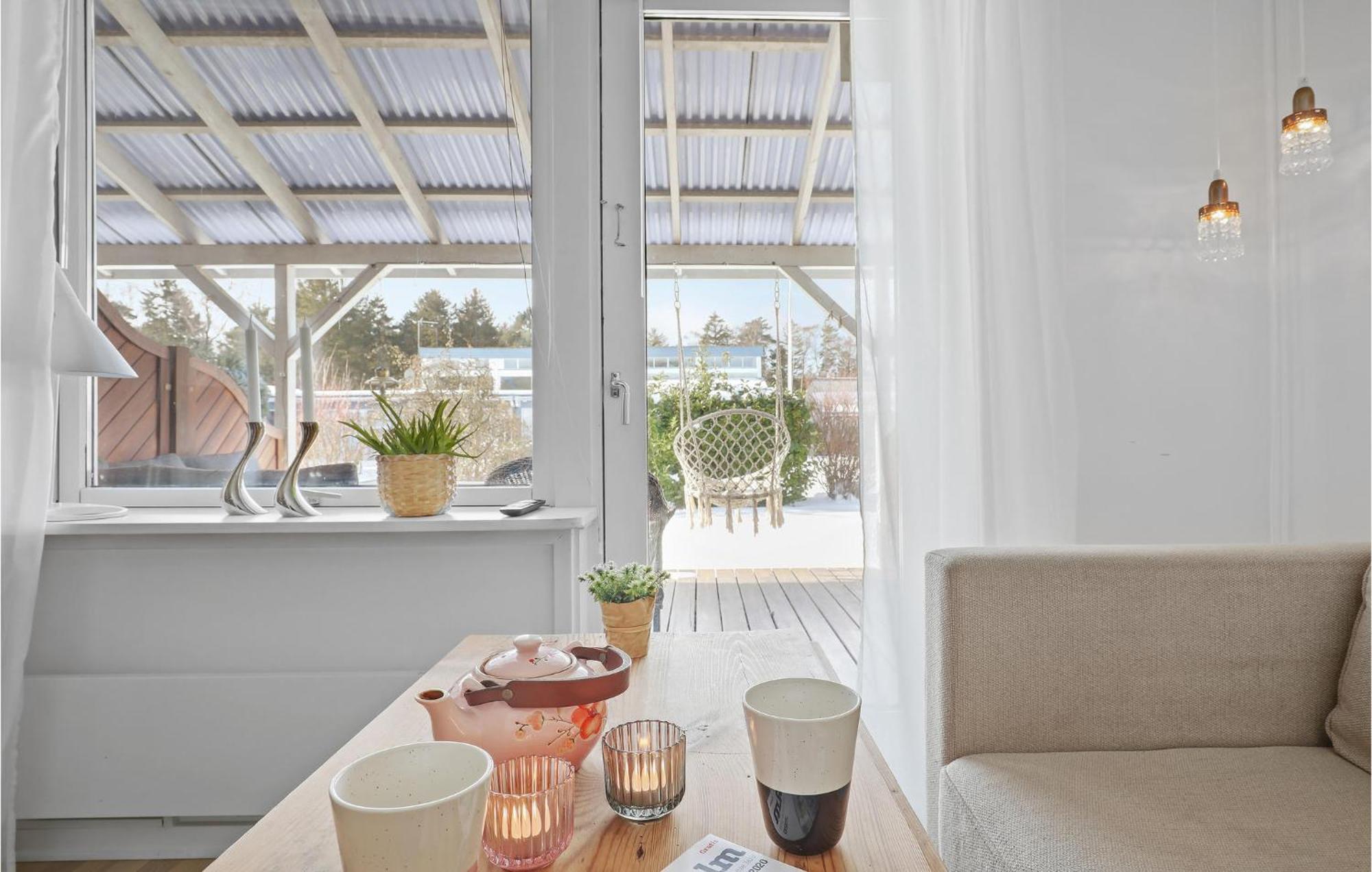 Beautiful Apartment In Neksø Esterno foto